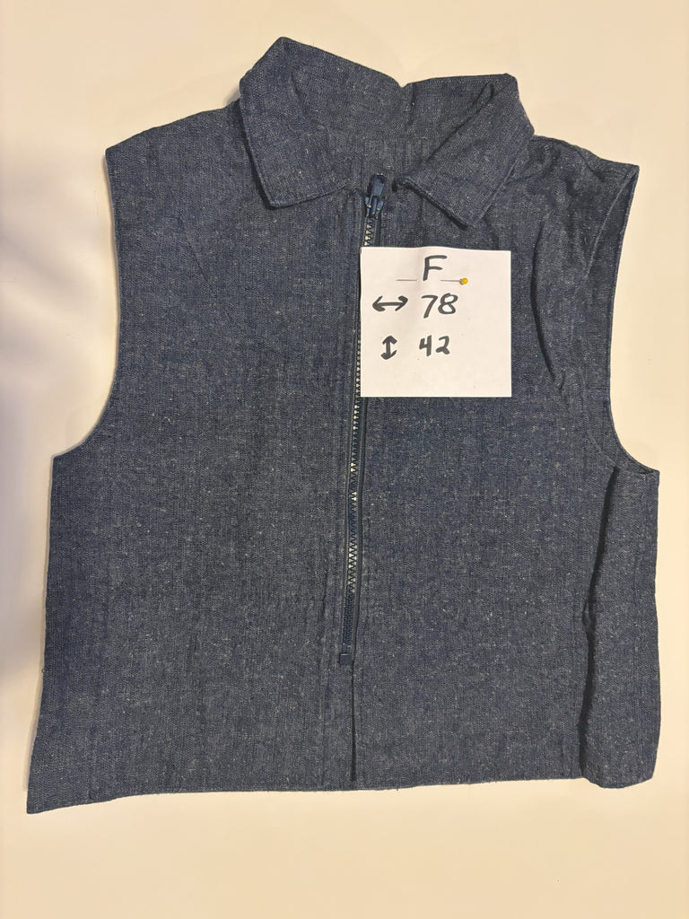 Old Stock: Weighted Vest F - weights not included