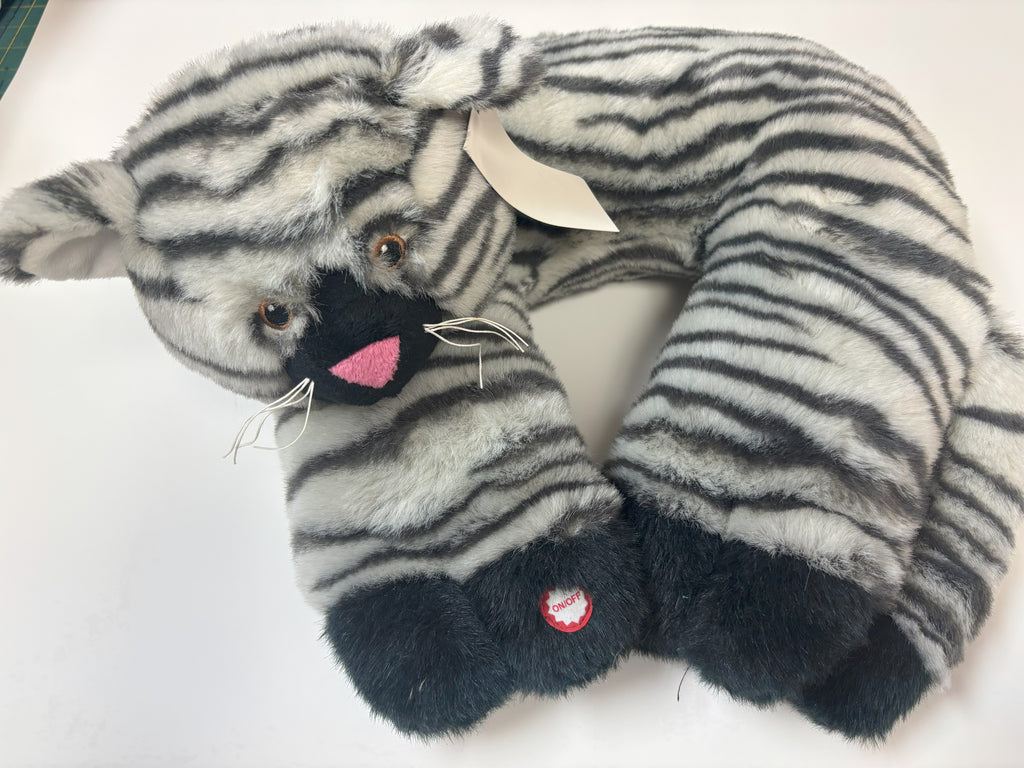 33. Cat Neck Roll. Weight Not Included.