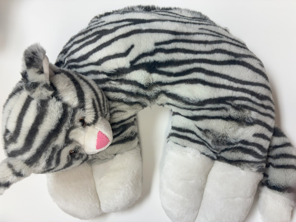 34. Cat Neck Roll. Weight Not Included